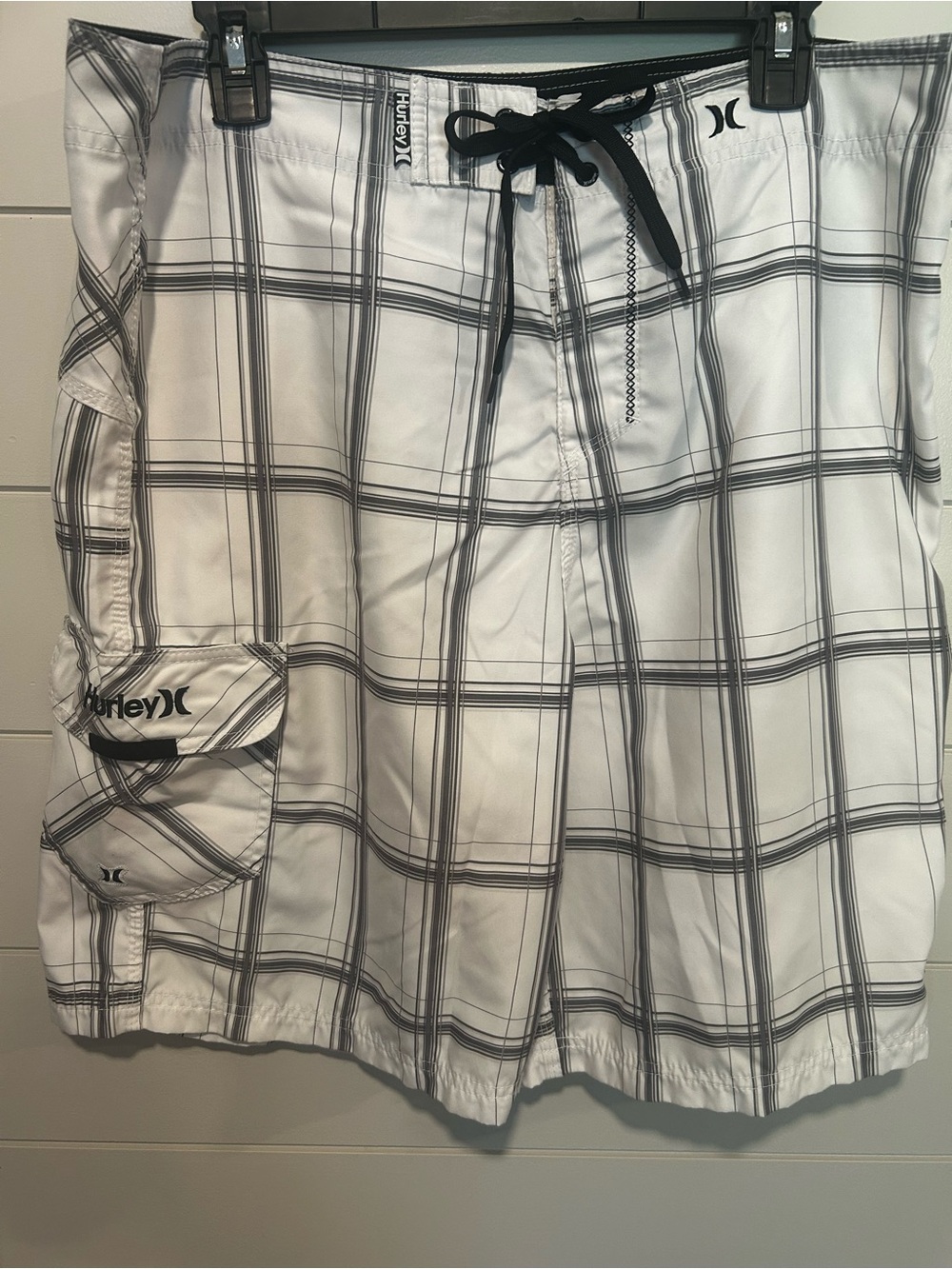 Hurley Men’s White and Gray Plaid Swim Board Shorts